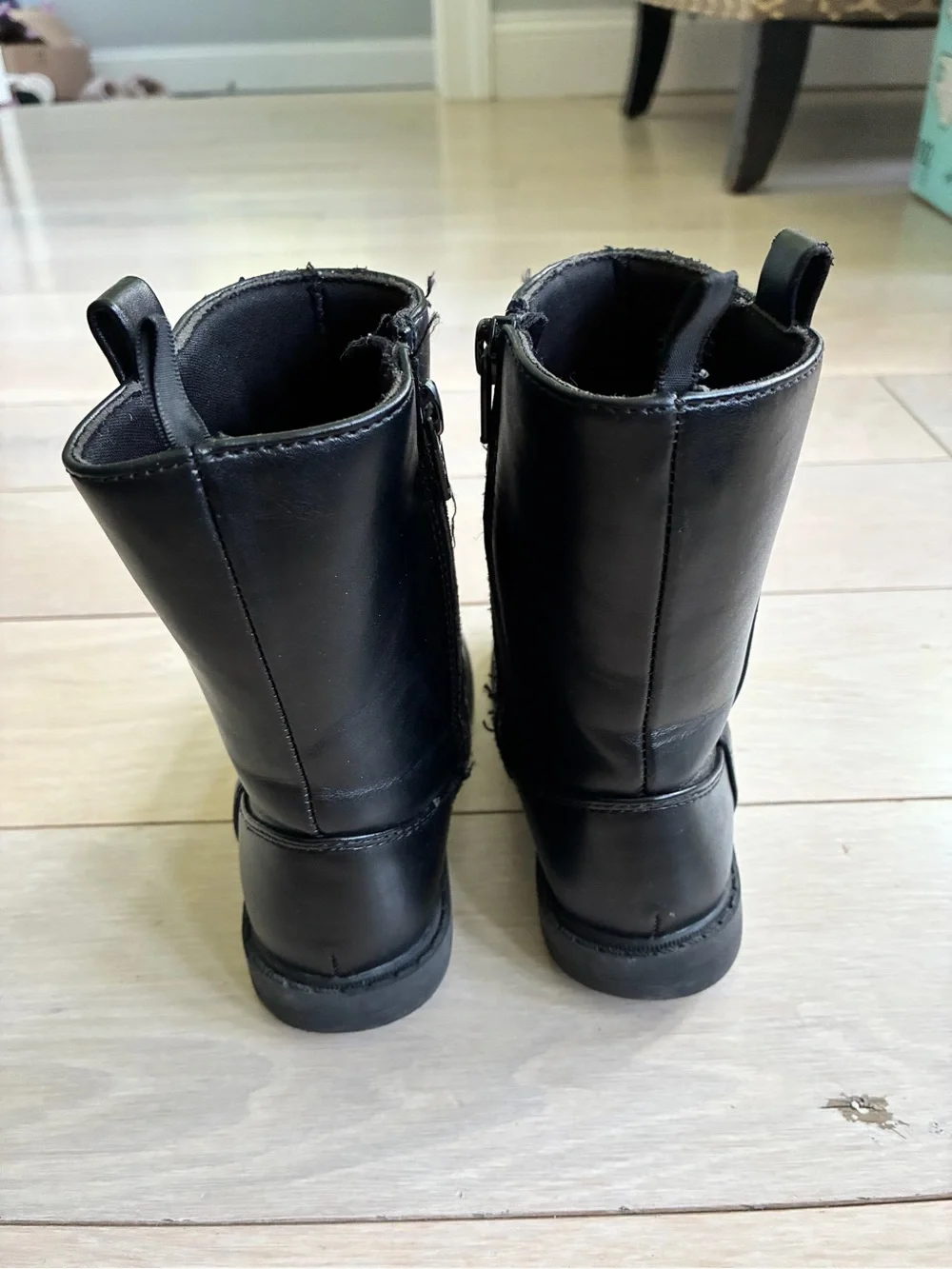 Old Navy Kids Black Zip-Up Leather Boots GUC Size 10